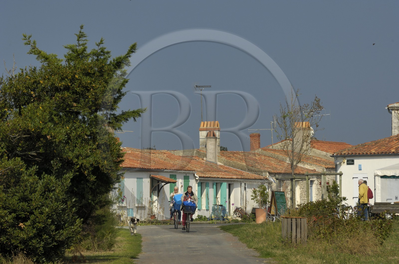 France, Charente-Maritime (17), Ile d'Aix, le bourg, place Austerlitz