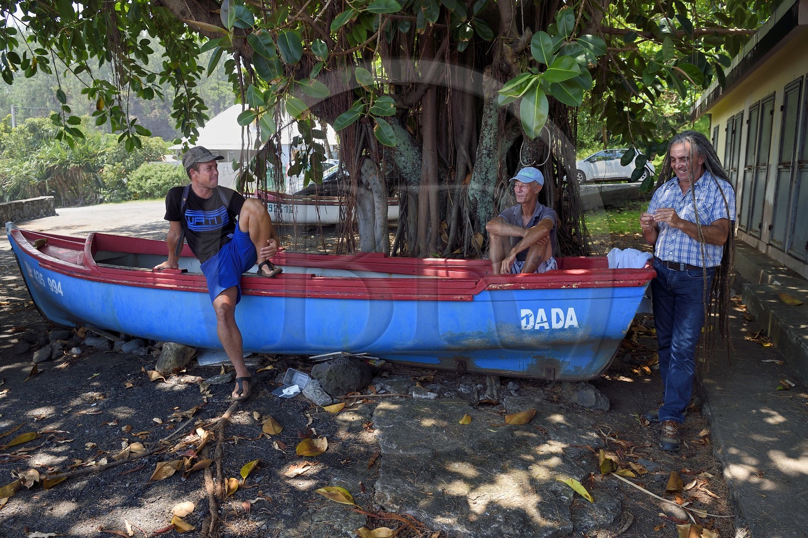 France, Ile de la Reunion, Saint-Joseph, le petit port de la Marine de Langevin, le pêcheur Georges Merlot