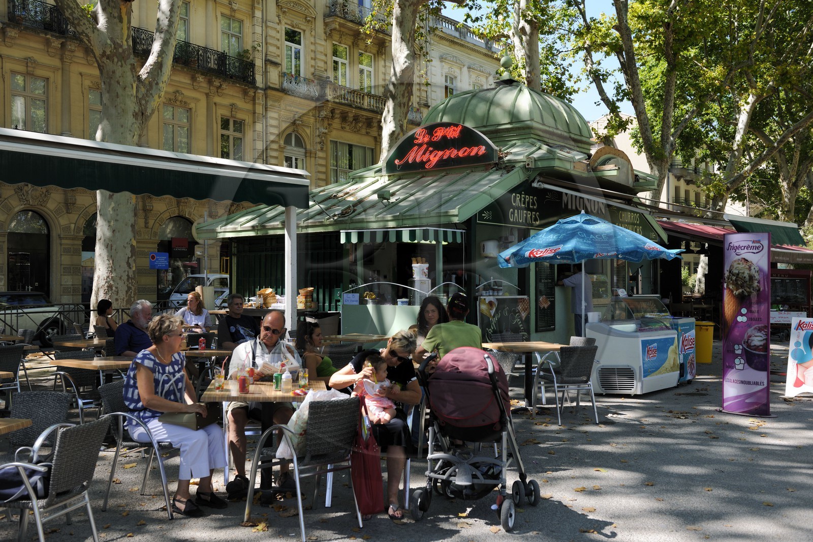 France, Herault, Montpellier, the Esplanade Charles de Gaulle adjoining the Place de la Comedie welcomes refreshment stands