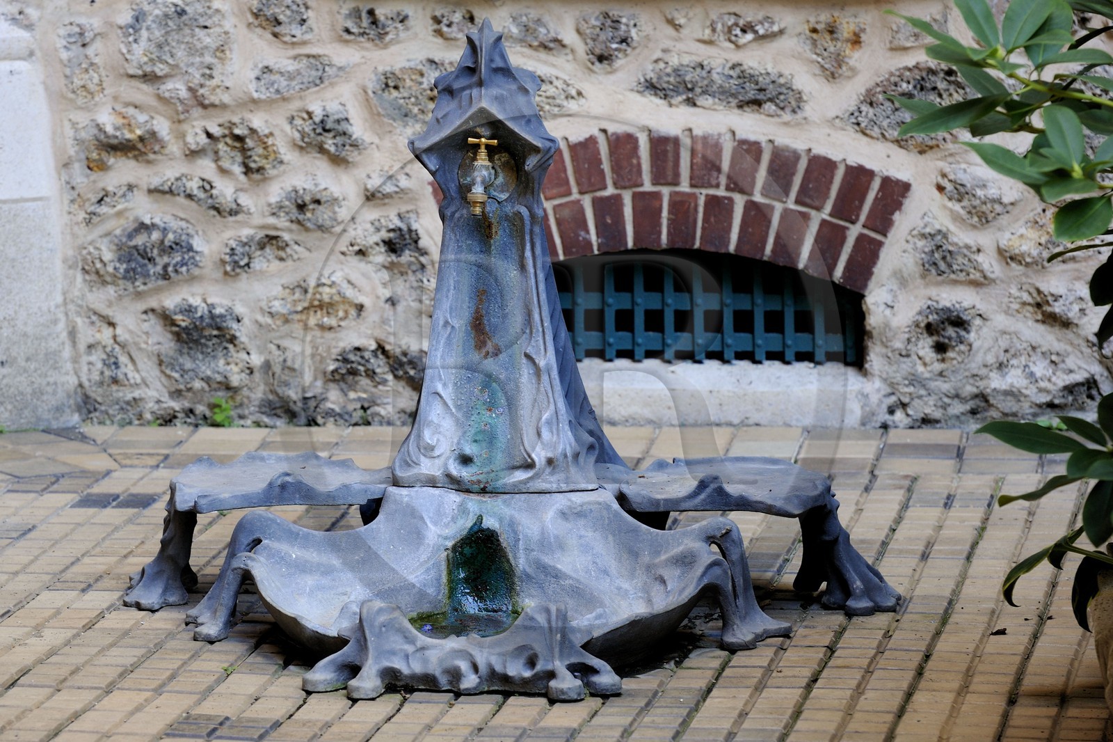 France, Paris (75), le Castel-Beranger, immeuble du 14 rue La Fontaine de style Art Nouveau  par Hector Guimard