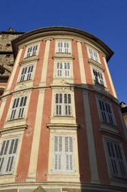 France, Alpes-Maritimes (06), vallée de la Roya (arrière-pays niçois), au pied du parc national du Mercantour, Saorge