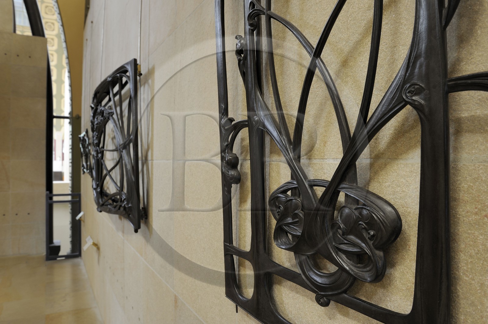 France, Paris (75), le musée d'Orsay, salle Art Nouveau, Panneau central de grand balcon dessiné par Hector Guimard