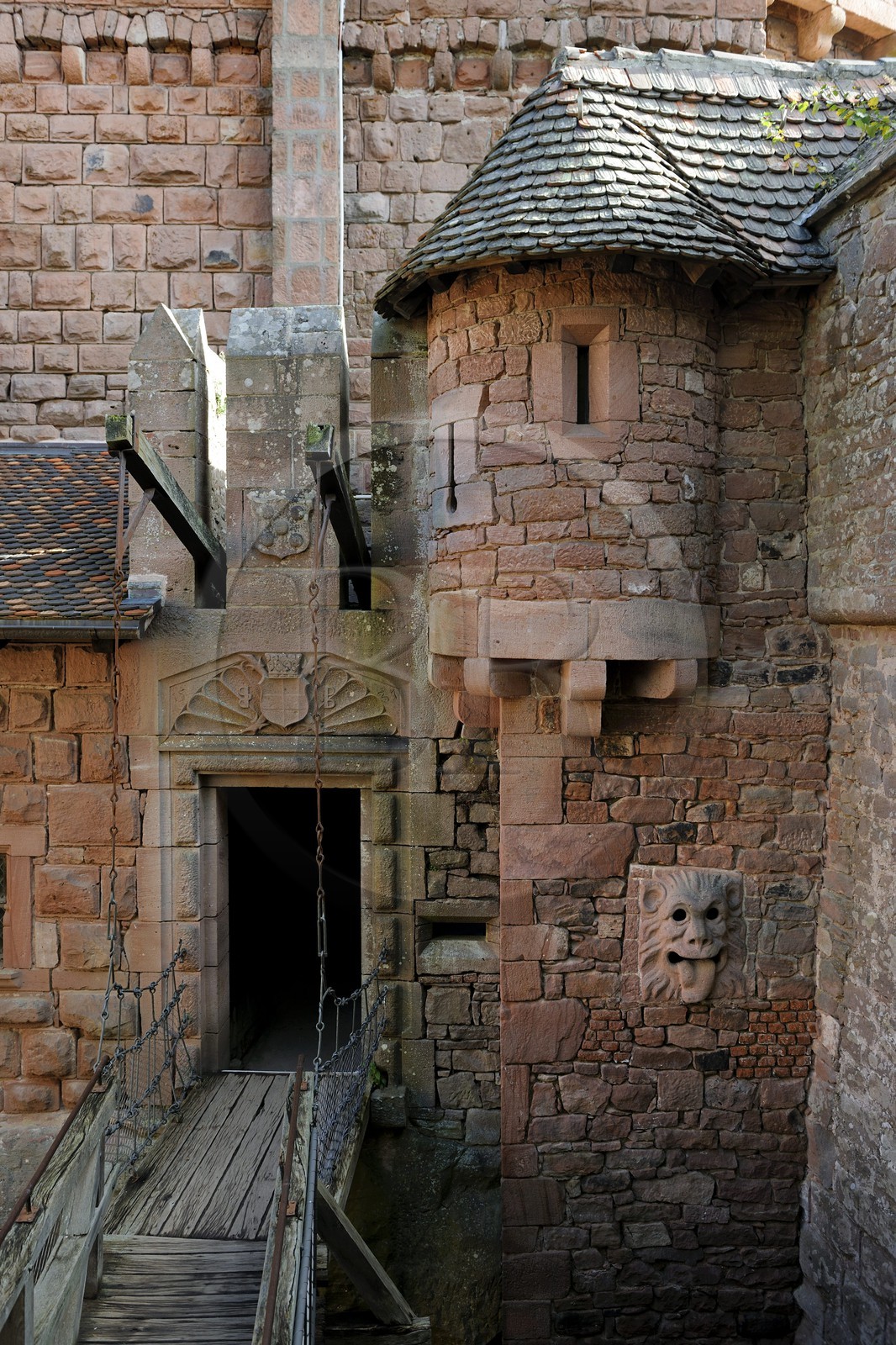 France, Bas Rhin, Orschwiller, Alsace Wine Road, Haut Koenigsbourg Castle, door with lintel decorated of a shell leading from the West logis to the upper garden
