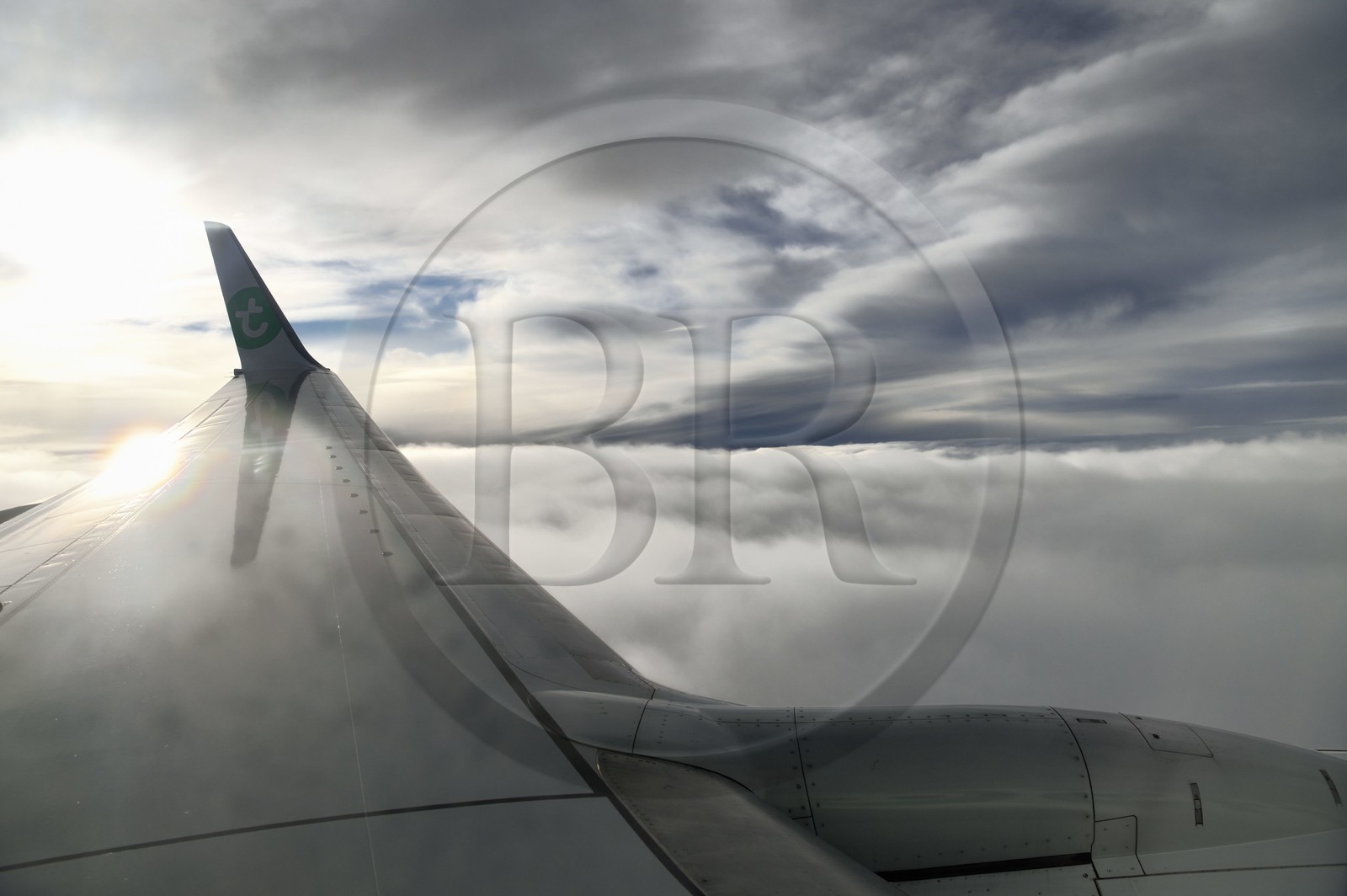 Portugal, Ile de Madère, au décollage du vol Transavia pour Porto (vue aérienne)