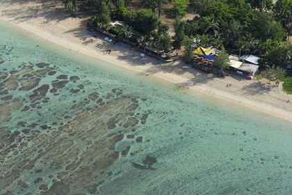 France, île de la Réunion, la Cote Ouest, le lagon de Saint-Gilles-Les-Bains, l'Ermitage-les-Bains (vue aérienne)