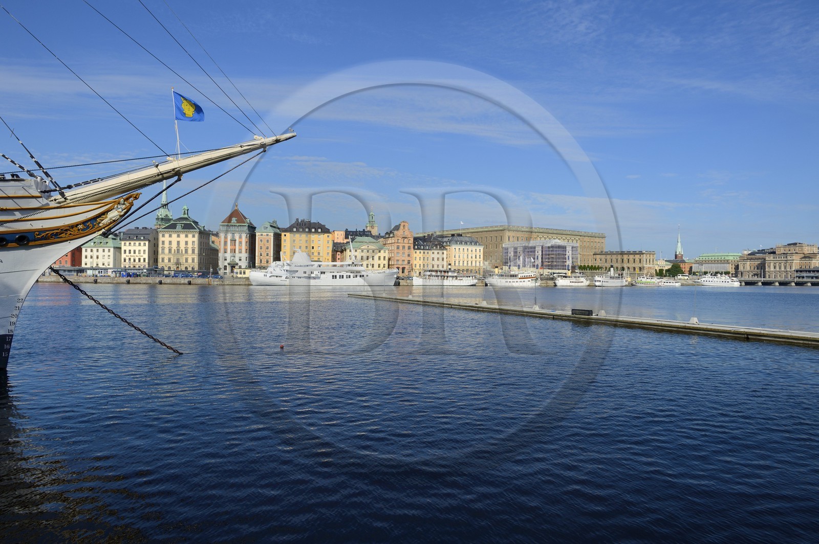 Sweden, Stockholm, the old city on the island of Gamla stan (Gamala Stan Riddarholmen) seen from the island of Skeppsholmen