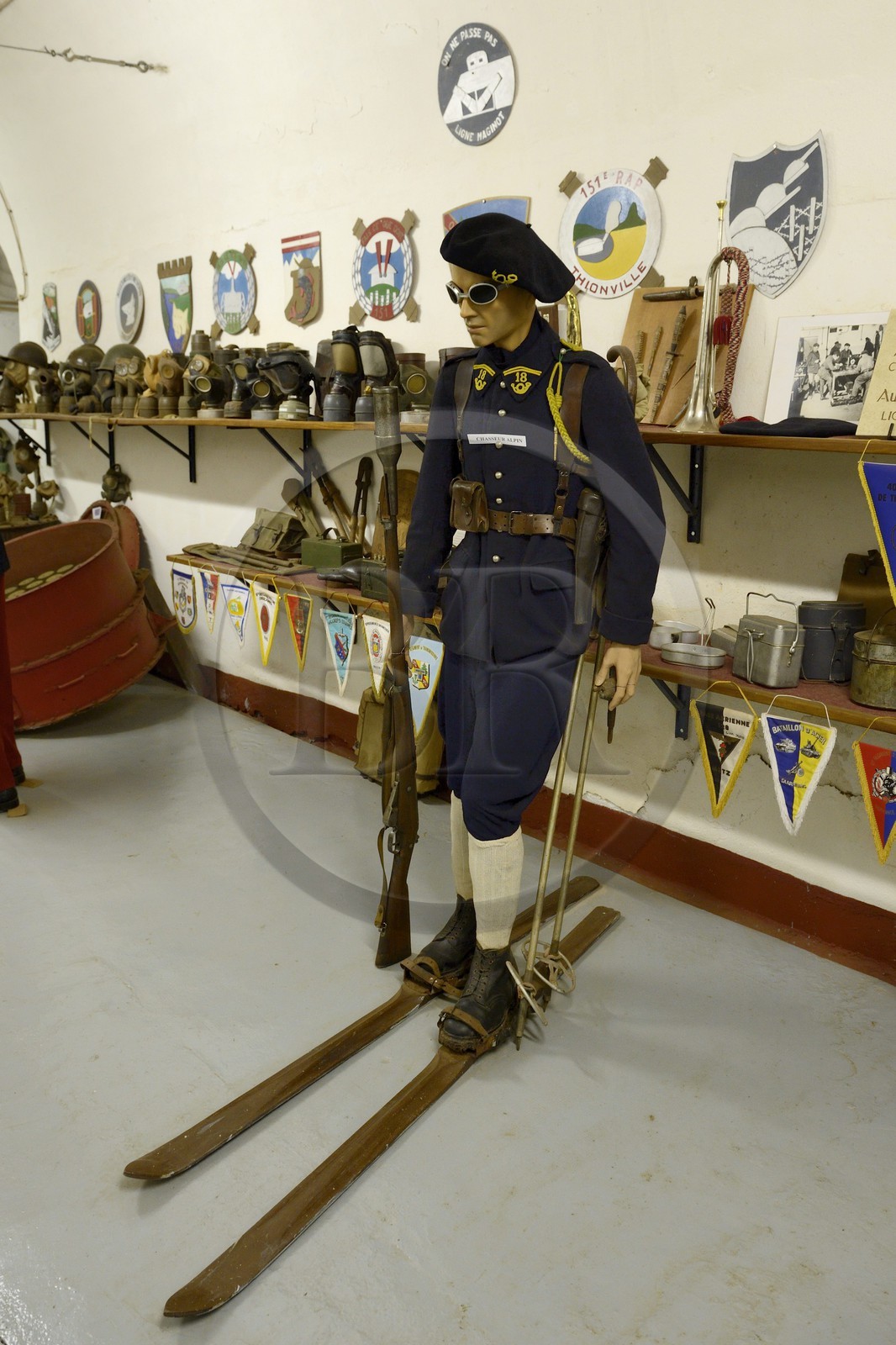 France, Moselle (57), Veckring, Ligne Maginot, forteresse du Hackenberg, présentation de matériels et d'uniformes dans le musée, chasseur alpin français