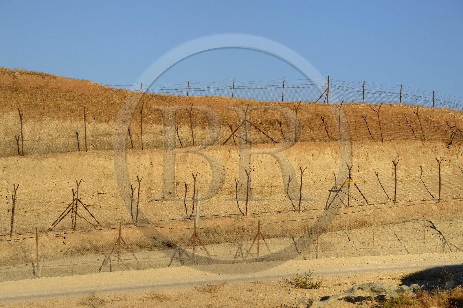 Israel, district Nord, Basse Galilée, la vallée du Jourdain marque la frontière israelo-jordanienne