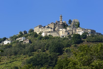 France, Haute-Corse (2B), région de la Casinca en Castagniccia, village perché de Loreto di Casinca
