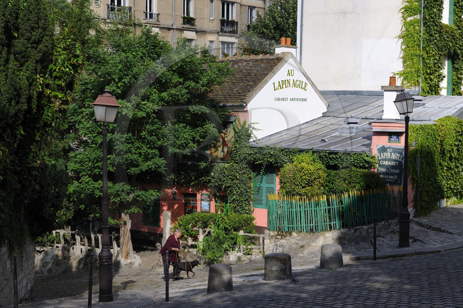 France, Paris, the Butte Montmartre, the cabaret Au Lapin Agile