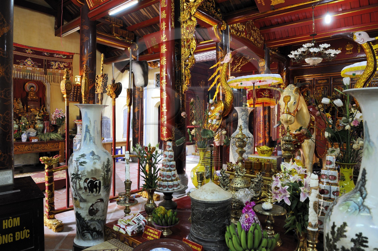 Vietnam, Hanoï, quartier des 36 rues dans la vieille ville, temple Bach Ma