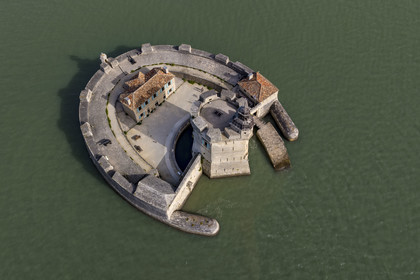 France, Charente-Maritime (17), Bourcefranc-le-Chapus, Fort Louvois aussi appellé Fort du Chapus (vue aérienne)