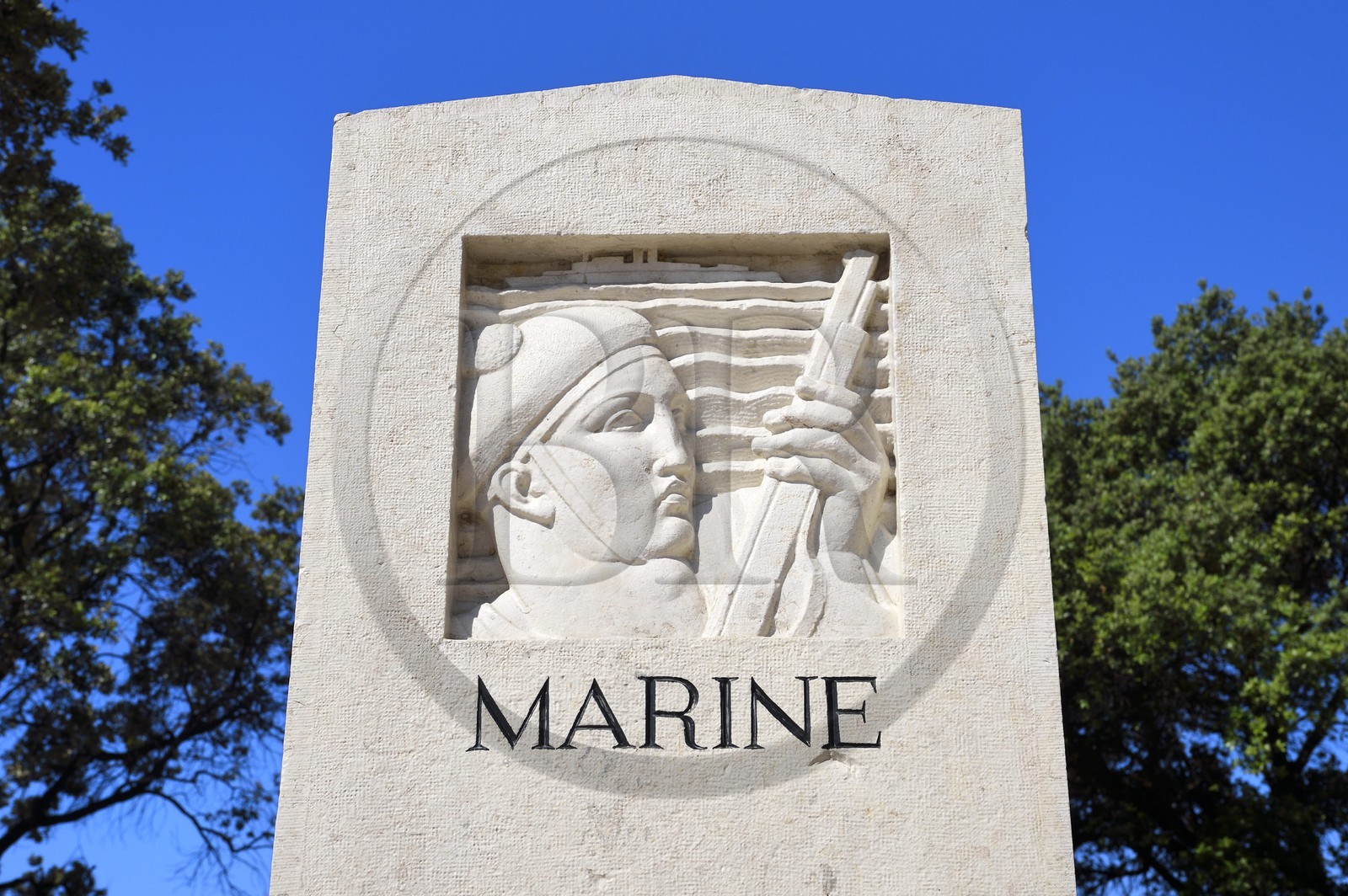 France, Alpes-Maritimes, Nice, the old port, Place Guynemer, Art deco war Memorial