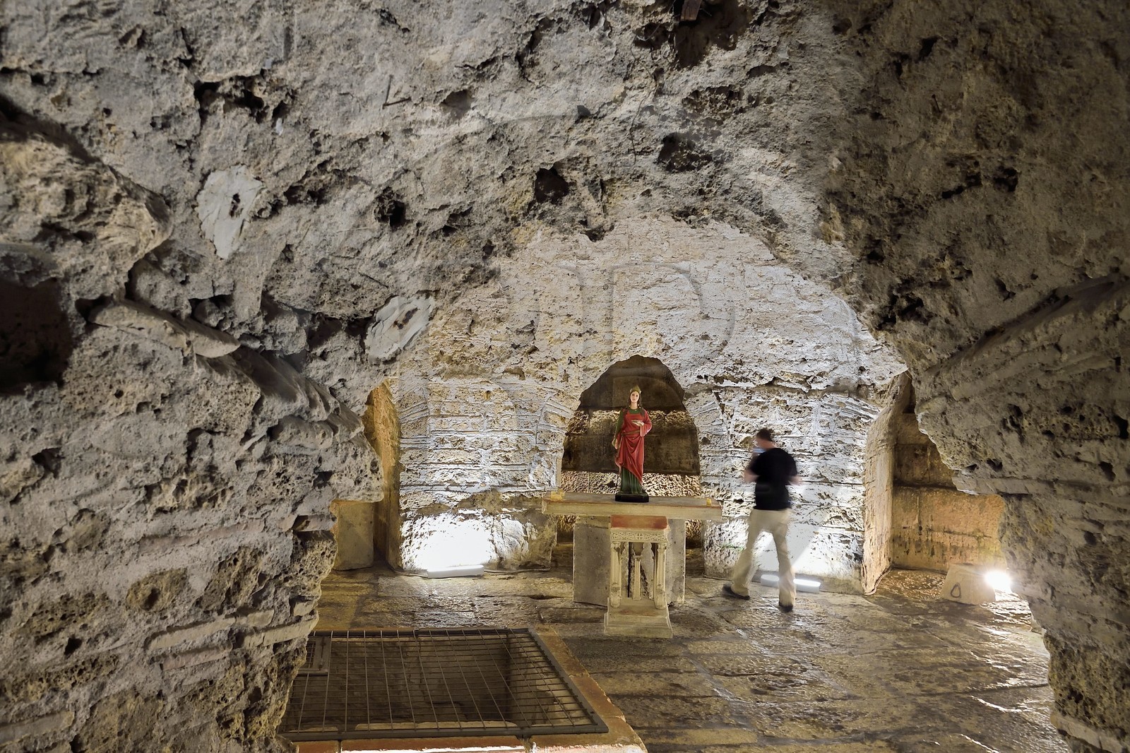 Croatie, Dalmatie, cote dalmate, Split, vieille ville romaine classée Patrimoine Mondial de l'UNESCO, palais de Dioclétien, la cathédrale Saint-Domnius construite dans l'ancien mausolée de l'empereur romain Dioclétien, la crypte de sainte Lucie