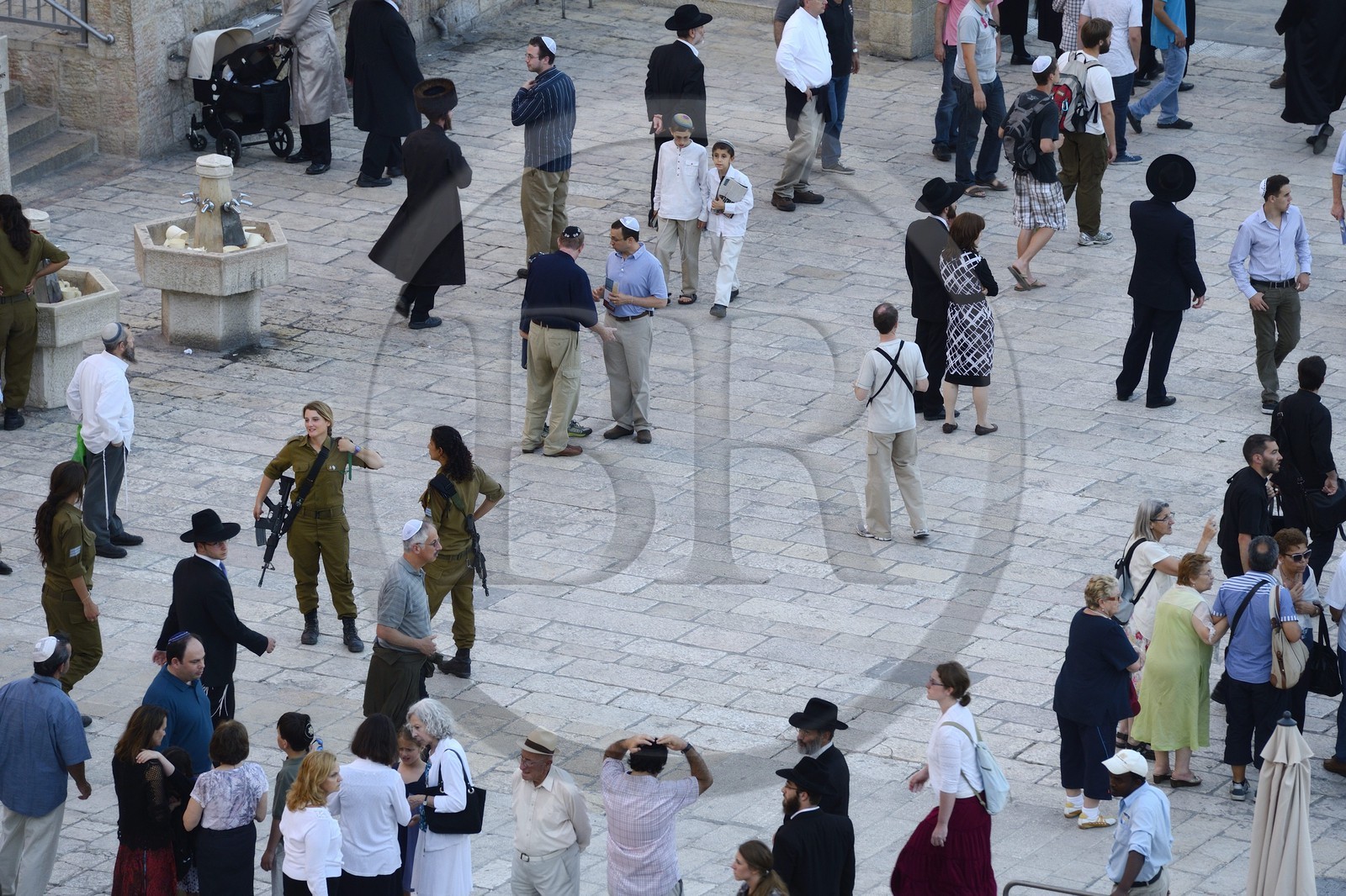 Israel, Jerusalem, holy city, the old town listed as World Heritage by UNESCO, ortodox jews and women soldiers under the Temple Mount or Haram Ash-Sharif