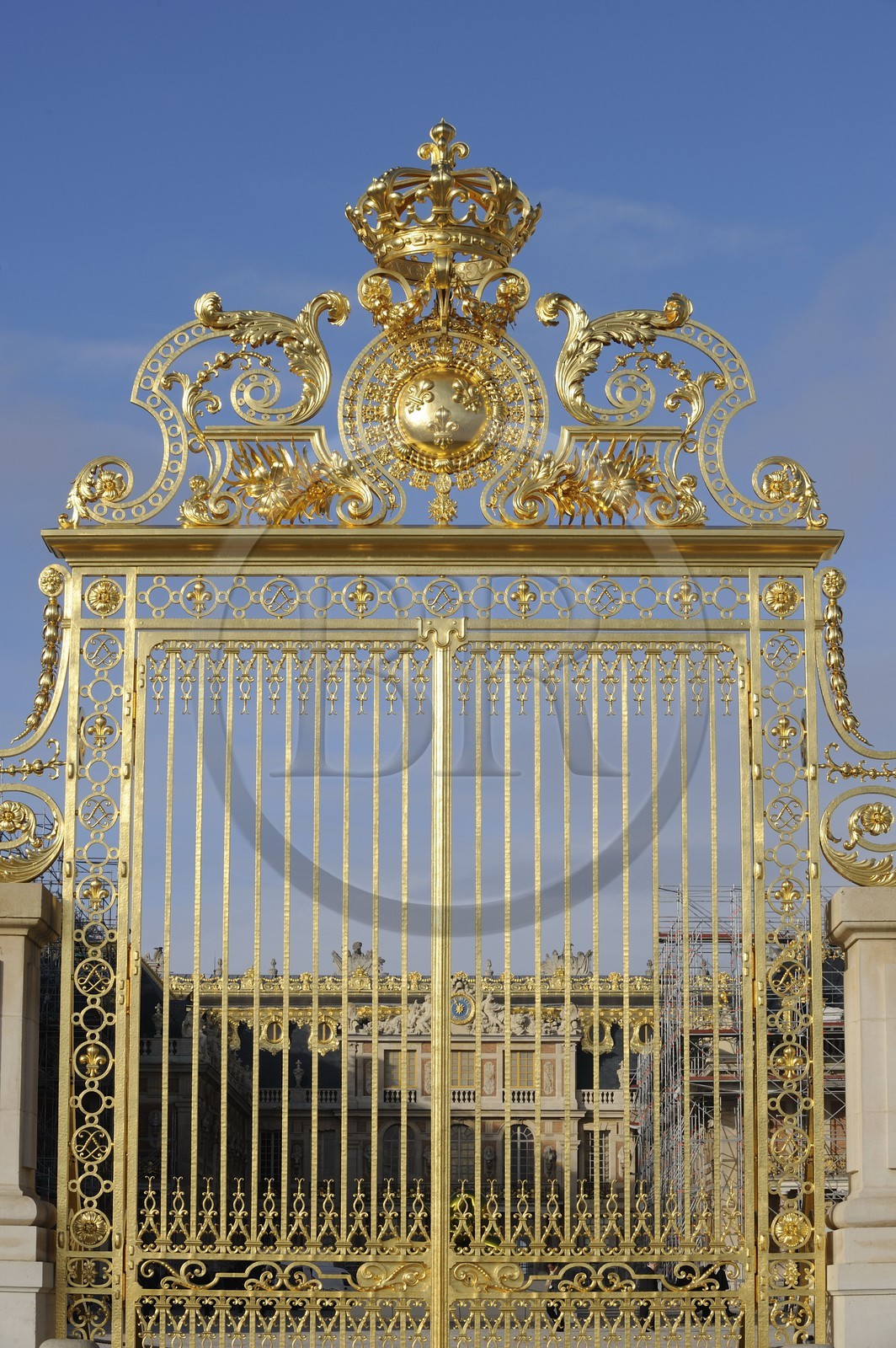 France, Yvelines, Chateau de Versailles, listed as World Heritage by UNESCO, detail of the Royal Gate drawn by Mansart (restored in June 2008) which separating the Royal Courtyard