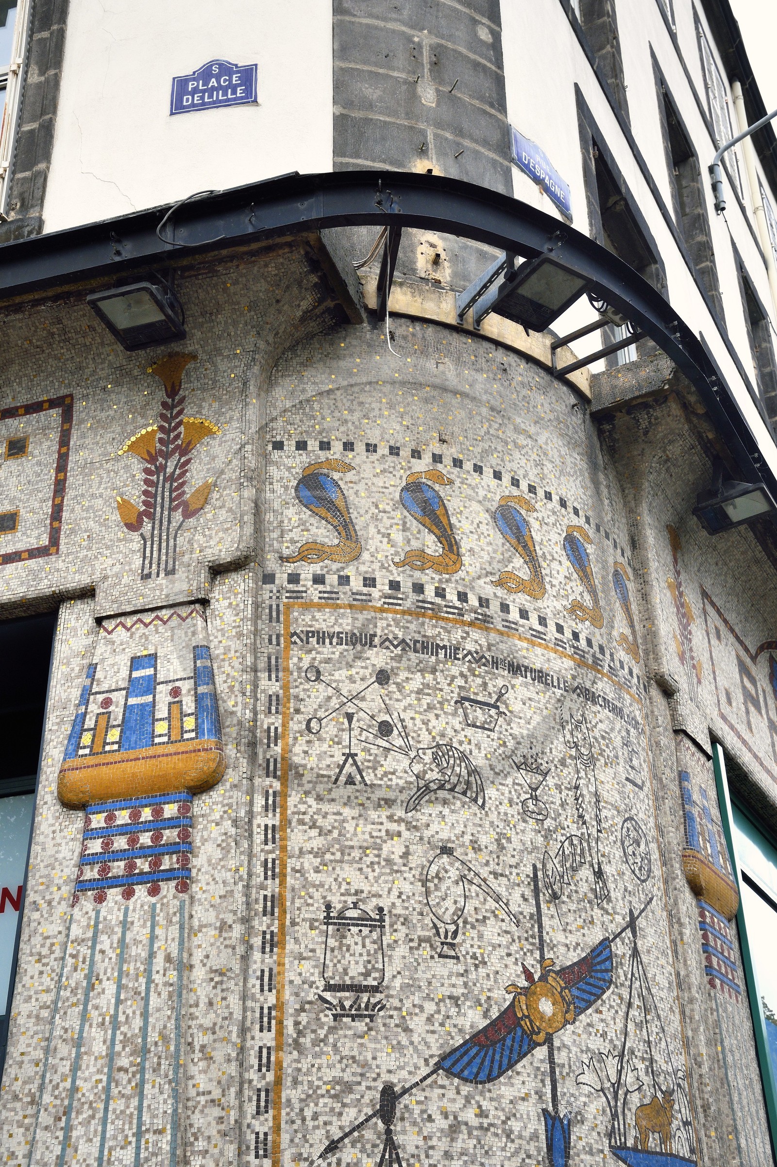 France, Puy de Dome, Clermont Ferrand, Gros pharmacy on place Delille, Egyptian-style storefront dating from 1921 by architect Louis Jarrier with mosaics by Gentil and Bourdet