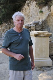 France, Hérault (34), fouilles sur la colline du Castellas à Murviel-lès-Montpellier correspond à l'emplacement d'une importante agglomération antique de la fin de l'âge du fer jusqu'au IIe siècle après J.-C., Patrick Thollard archéologue responsable des fouilles