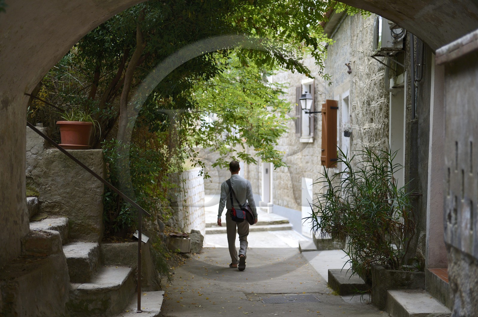 France, Corse du Sud, Sartene, rue des Voutes, alleyways of the old town