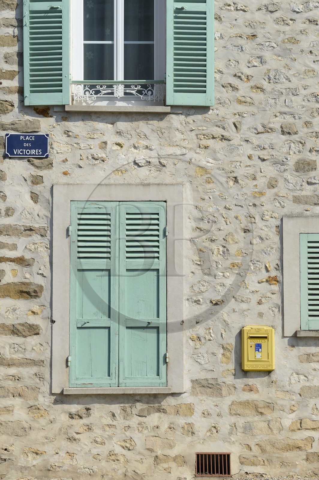 France, Seine et Marne, village of Maincy adjacent to the castle of Vaux-le-Vicomte, letter box