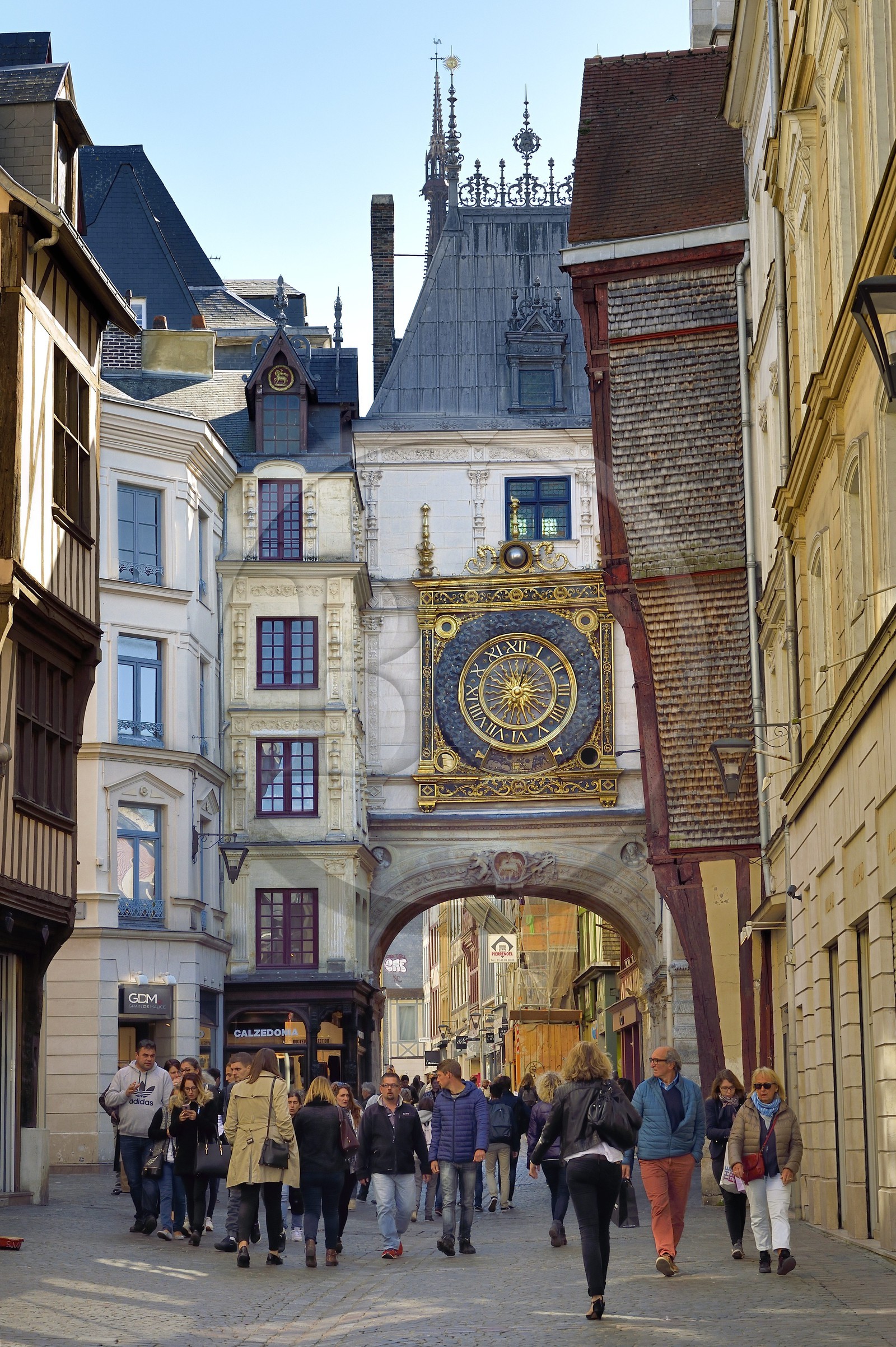 France, Seine-Maritime (76), Rouen, le Gros-Horloge, horloge astronomique avec un mécanisme du XIVe siècle et un cadran du XVIe siècle