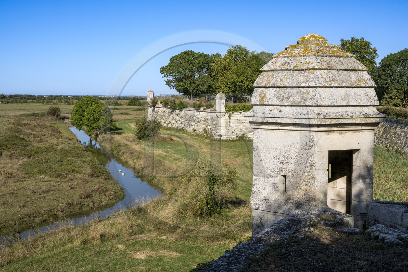 France, Charente-Maritime (17), Saintonge, Marennes-Hiers-Brouage, citadelle de Brouage, labellisé Les Plus Beaux Villages de France, les remparts batis de 1630 à 1640 sont munis d'échauguettes