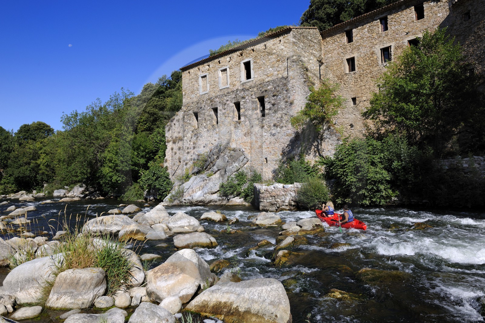 France, Herault, Orb valley, kayaking the river Orb at the moulin de Travassac next to Mons la Trivalle