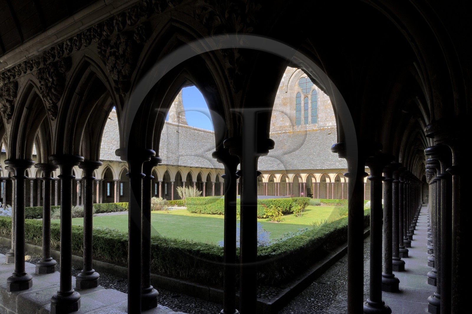 France, Manche (50), l'abbaye du Mont-Saint-Michel, classé Patrimoine Mondial de l'UNESCO, la Merveille, le cloître