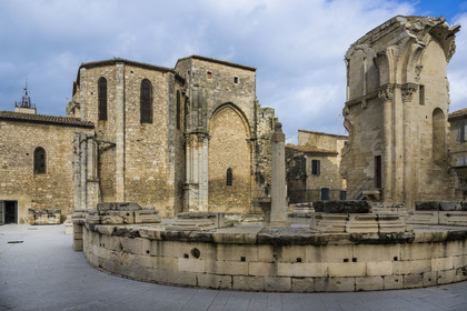 France, Gard (30), Saint-Gilles du Gard, église abbatiale de Saint-Gilles du XIIème-XIIIème siècle, classée Patrimoine Mondial de l'UNESCO au titre des chemins de Saint-Jacques de Compostelle en France, ruines de l'ancien choeur de l'église