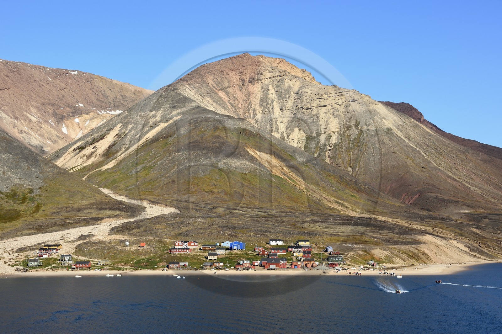 Groenland, cote Nord-Ouest, Murchison sound au nord de la baie de Baffin, Siorapaluk, village le plus septentrional du Groenland