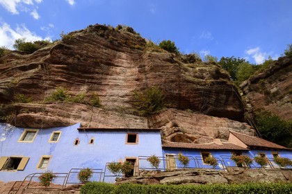France, Bas-Rhin, parc regional des Vosges du nord (Northern Vosges Regional Natural Park), Eschbourg, Maisons des Rochers (Rocks houses) of Graufthal, semi-troglodytic houses of the 18th century and inhabited until 1958