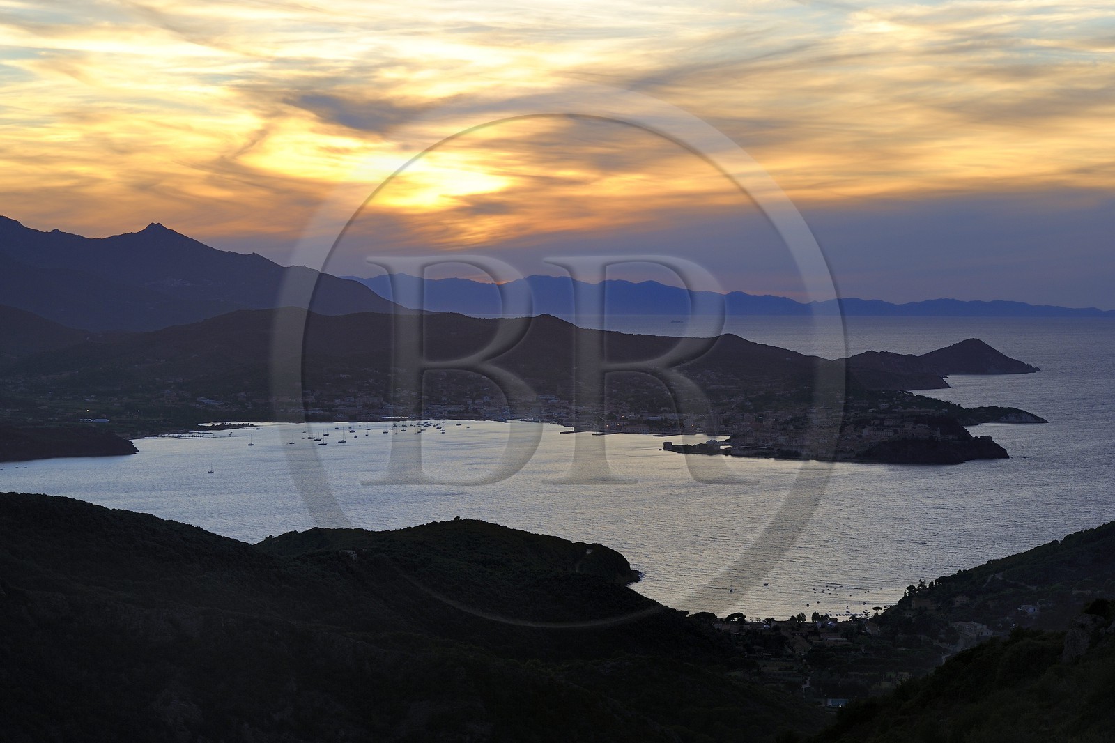 Italy, Tuscany, Elba Island, the bay of Portoferraio at sunset
