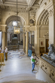 France, Oise, Chantilly, the castle of Chantilly, the Condé museum, the entry hall