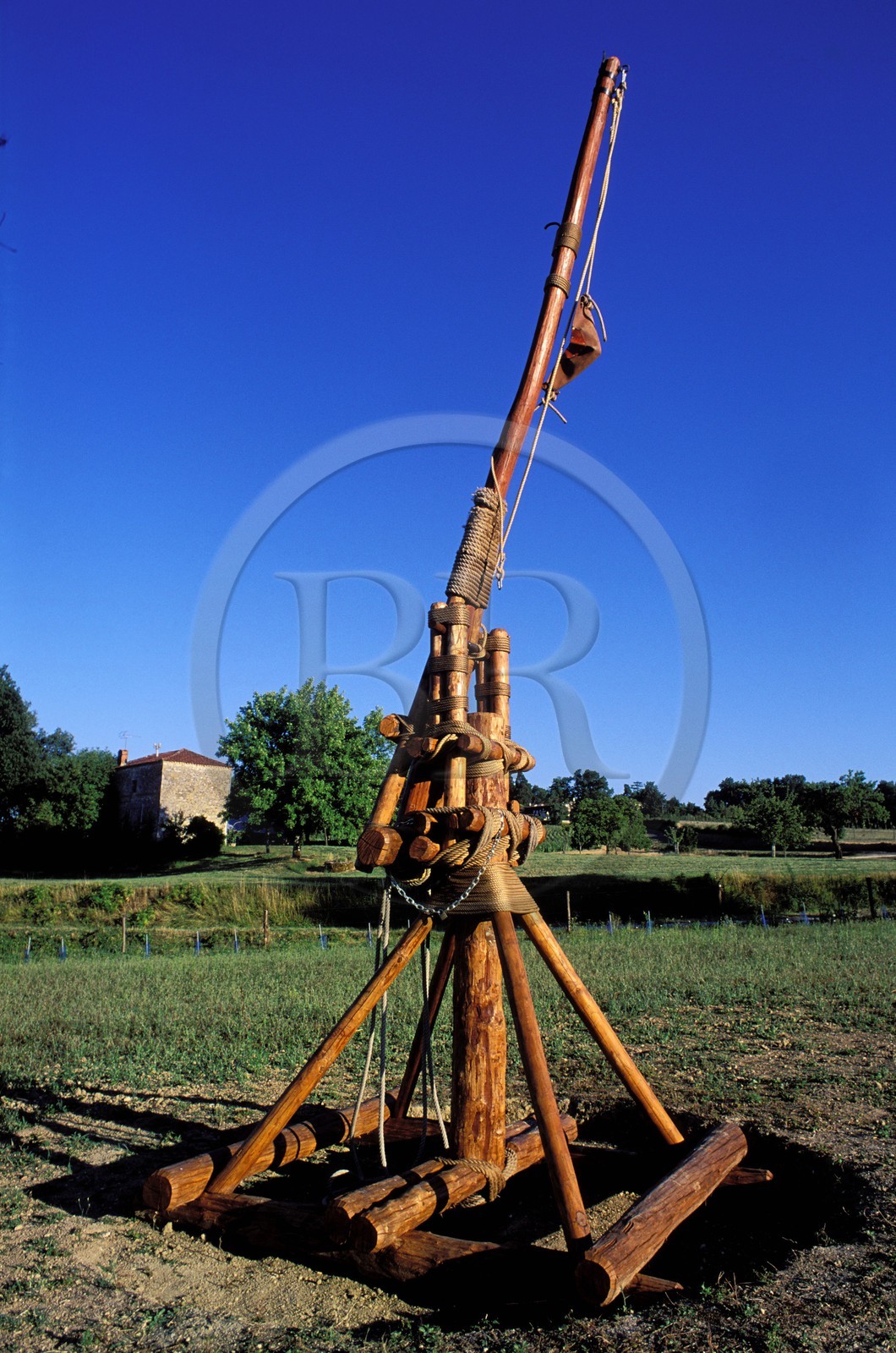 France, Gers (32), Larresingle, labellisé Les Plus Beaux Villages de France, la cité des machines du Moyen-Age