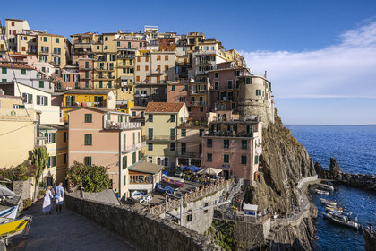 Italie, Ligurie, Cinque Terre, parc national des Cinque Terre classé Patrimoine Mondial de l'UNESCO, village de Manarola et son port