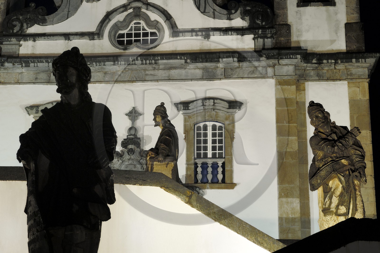 Brésil, état du Minas Gerais, Congonhas do Campo, église Santuario Bom Jesus de Matosinhos, statues des Prophètes sur le parvis par le sculpteur Aleijadinho (Route de l' or, Estrada Real)