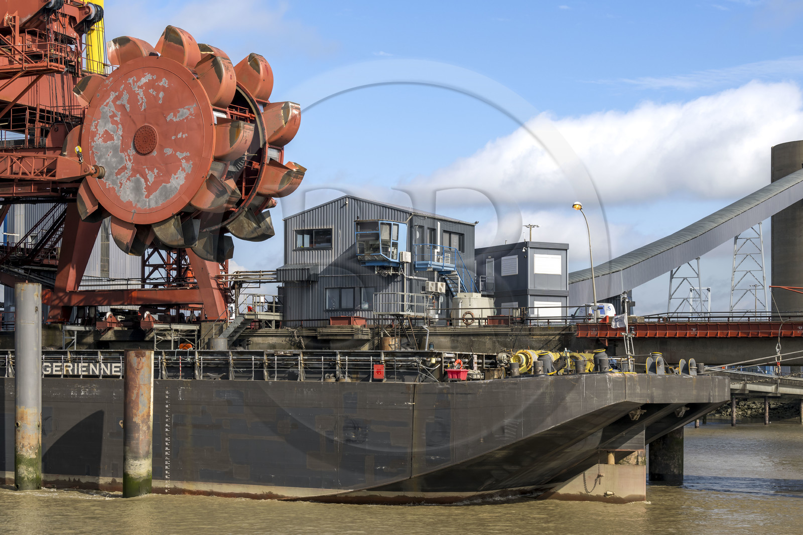 France, Loire Atlantique, Cordemais, Cordemais thermal power station, shovel wheel that collects coal from barges