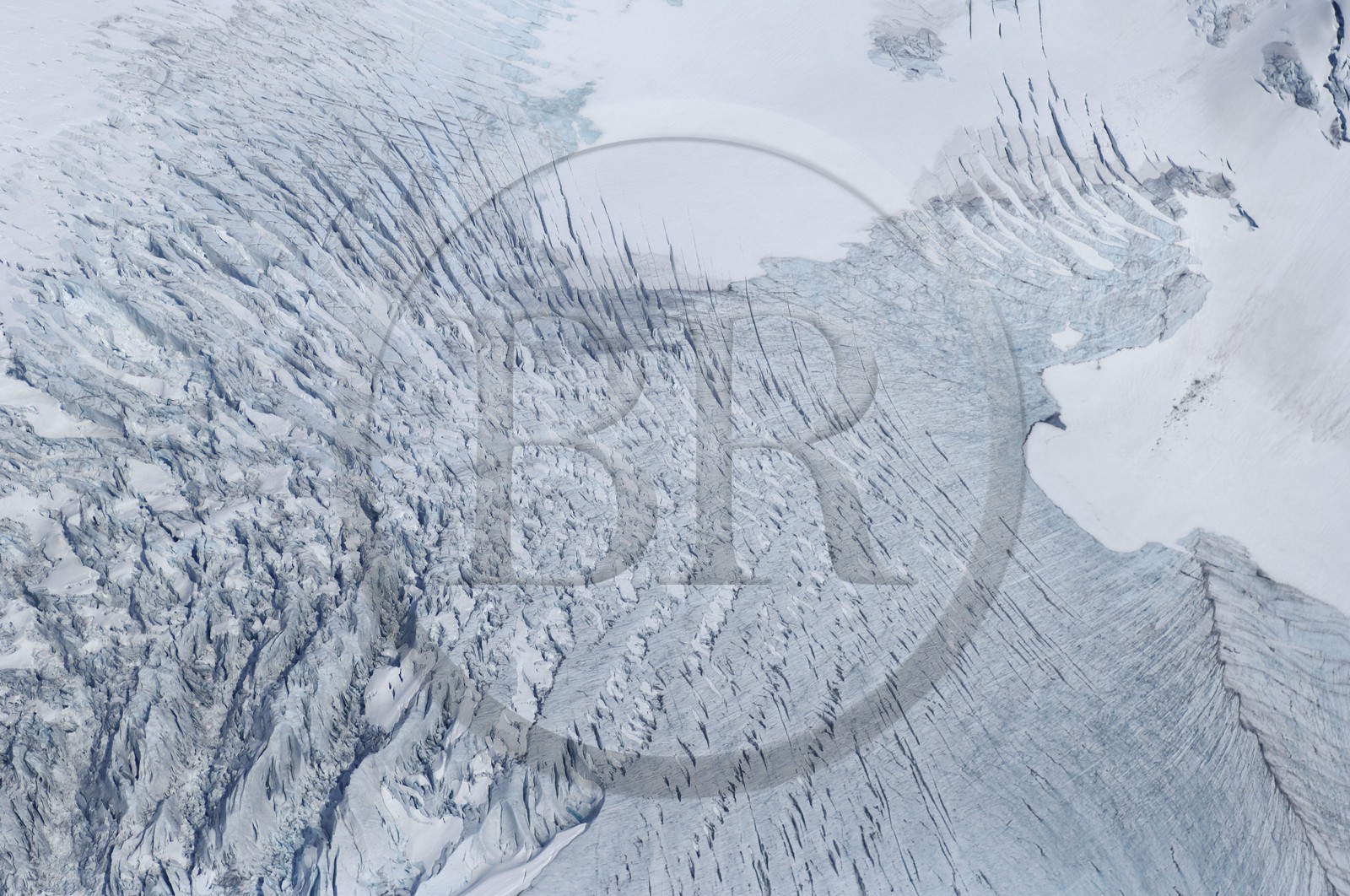 Norway, Sogn og Fjordane, Jostedalsbreen and Briksdalbreen glacier (aerial view)