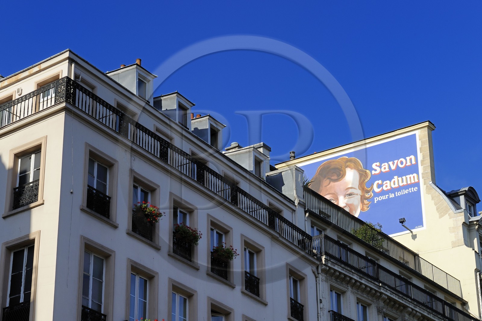 France, Paris (75), publicité peinte sur le boulevard Poissonnière