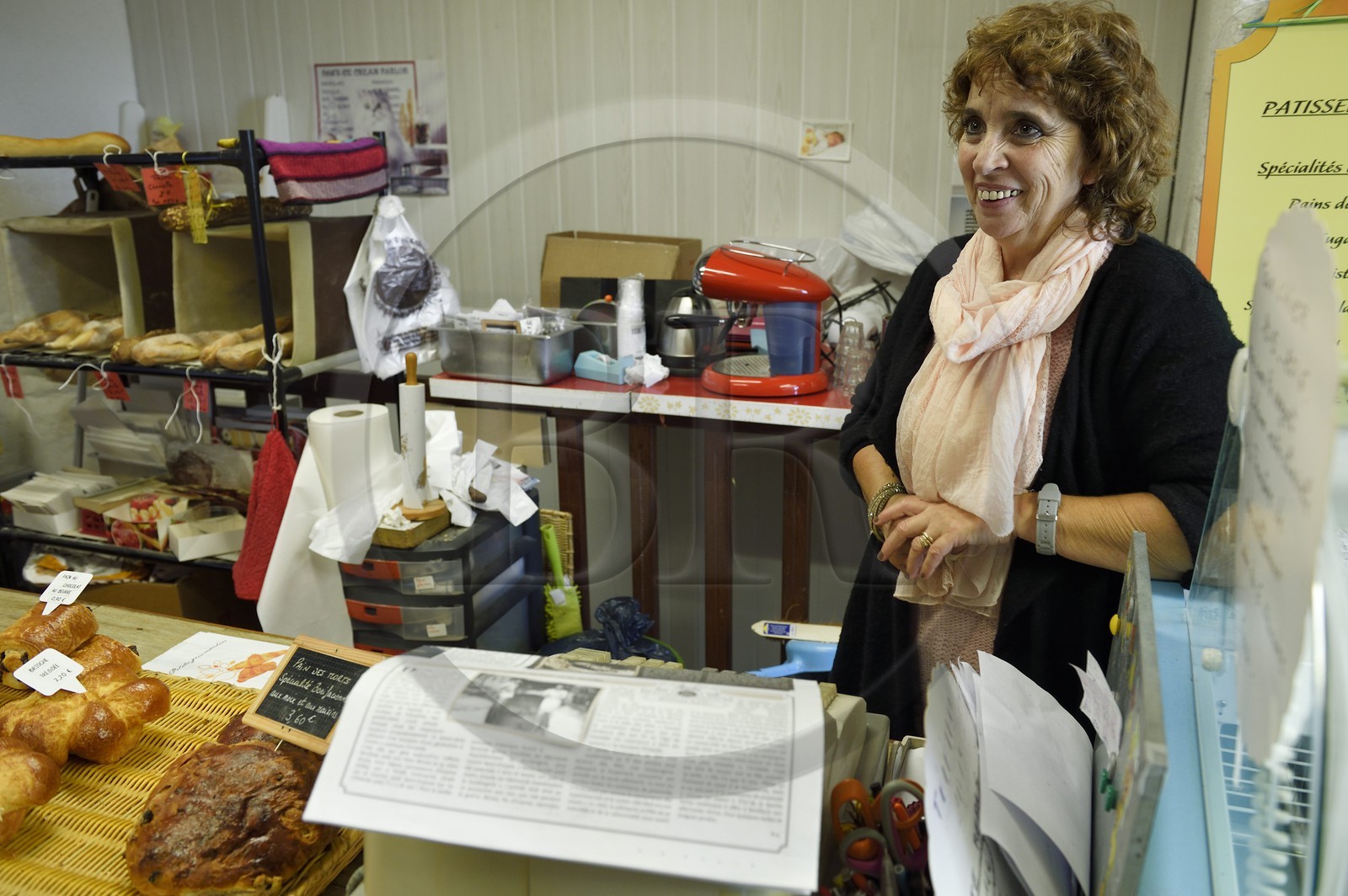 France, Corse-du-Sud (2A), Bonifacio, Ville Haute, Patisserie Sorba rue Saint Dominique, Annie Sorba