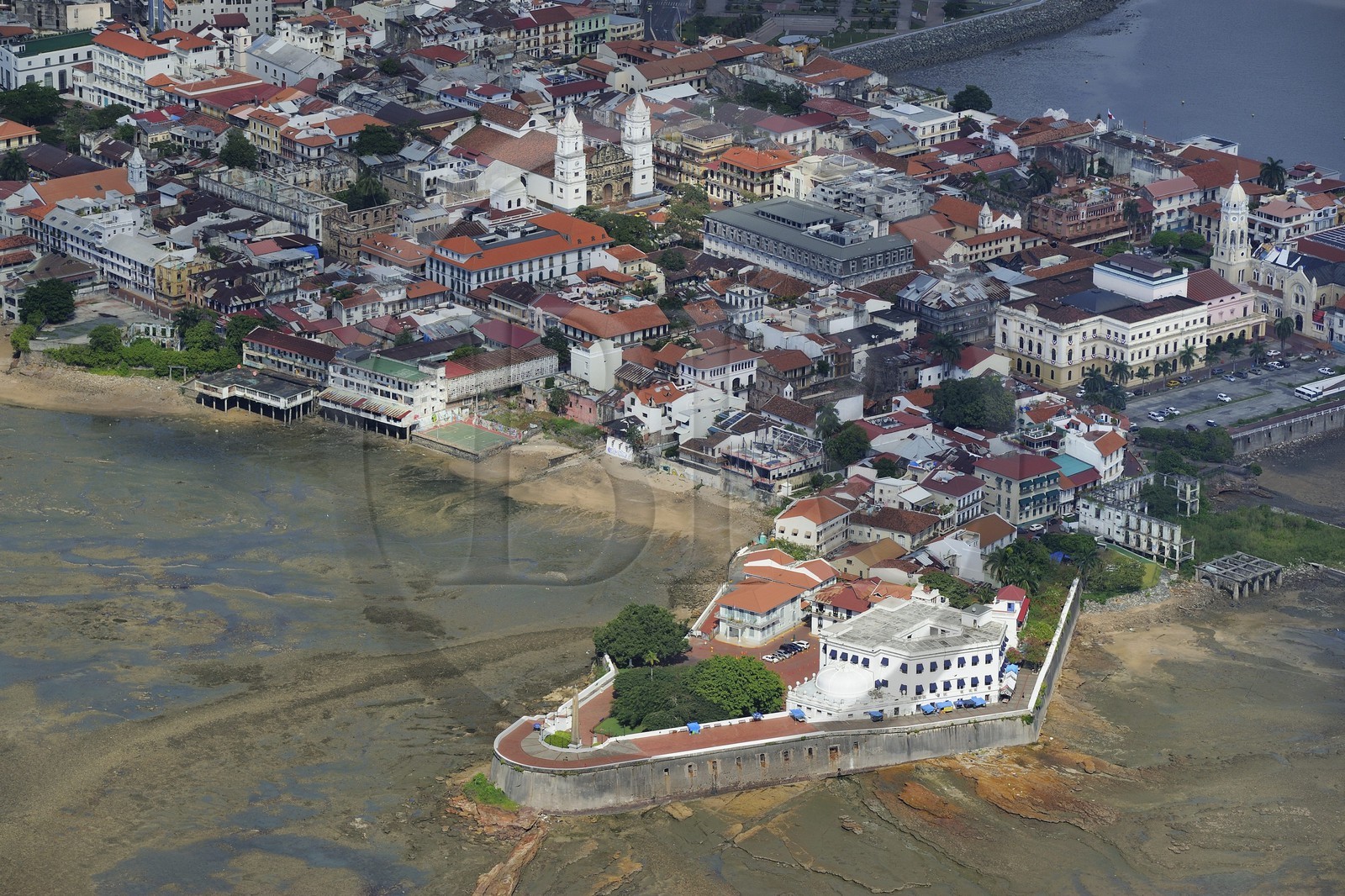 Panama, Panama City, district historique classé Patrimoine Mondial de l'UNESCO, quartier de Casco Antiguo (Viejo) (vue aérienne)