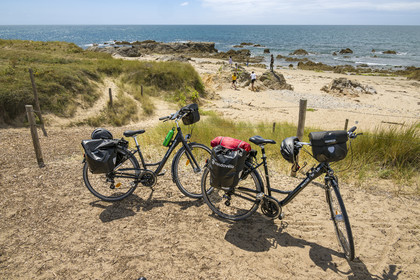 France, Vendée (85), île de Noirmoutier, Noirmoutier-en-l'Ile, plage des Lutins, randonnée à bicyclette