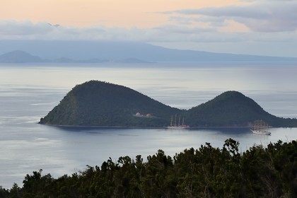 Caraïbes, Ile de la Dominique, Portsmouth, péninsule du Parc national des Cabrits dans la baie de Prince Rupert