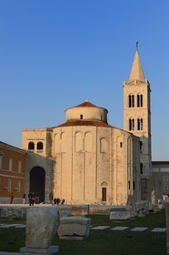 Croatia, Dalmatia, Dalmatian Coast, Zadar, Roman forum, Saint Donat church and the cathedral bell tower
