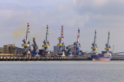 France, Loire-Atlantique (44), port autonome de Nantes Saint-Nazaire, terminal agroalimentaire et multivrac de Montoir de Bretagne
