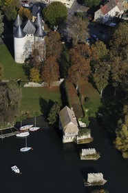 France, Eure (27), Vernon, Vernonnet, le Château des Tourelles (vue aérienne)