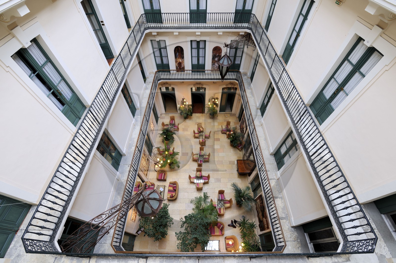 France, Hérault (34), Sète, le Grand Hotel, quai du Maréchal de Lattre de Tassigny, le salon