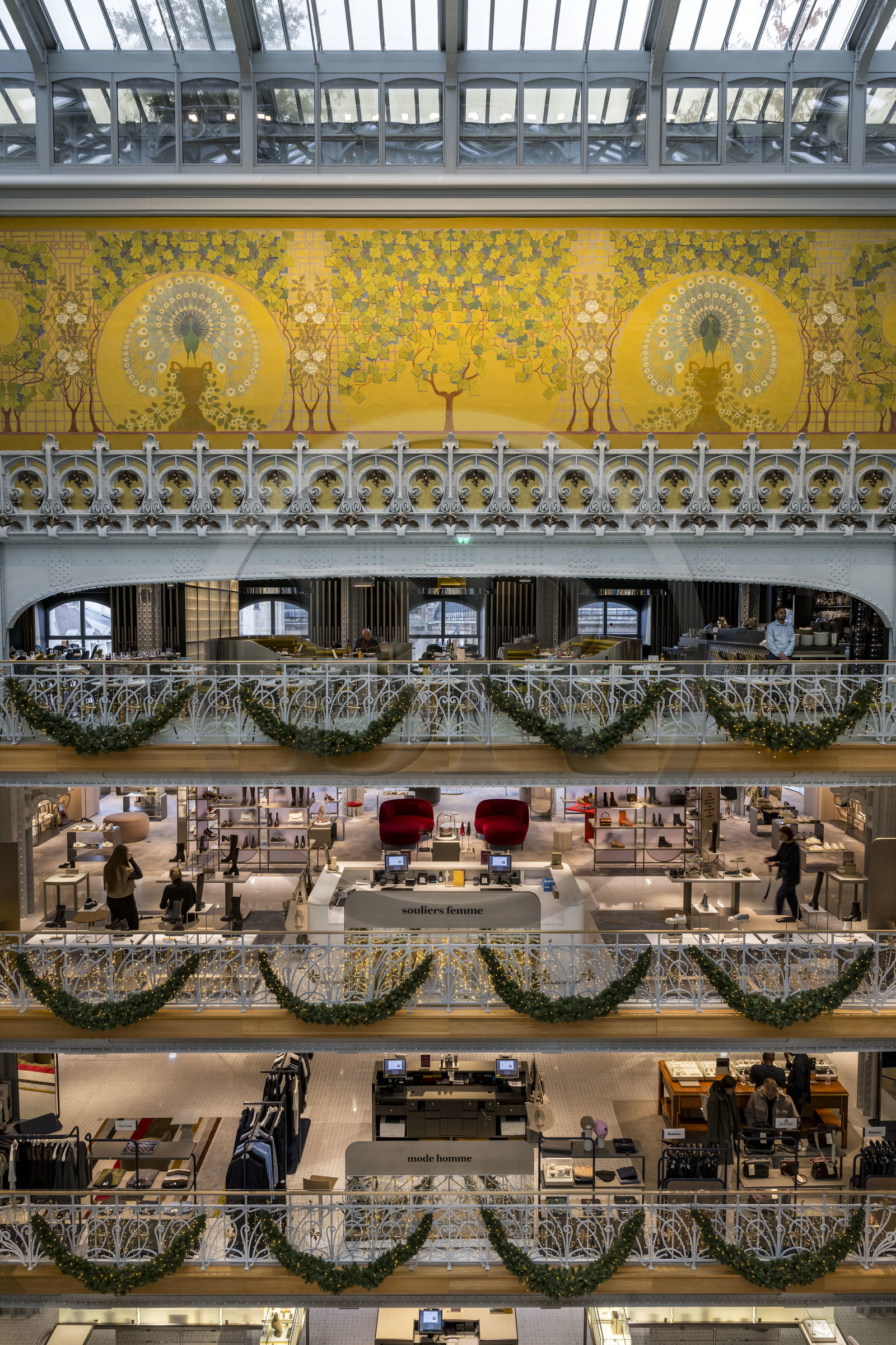 France, Paris (75), le grand magasin de La Samaritaine pendant les fêtes de Noël