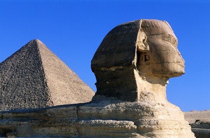 Egypte, Le Caire, pyramides de Gizeh, le Sphinx et la pyramide de Khéops