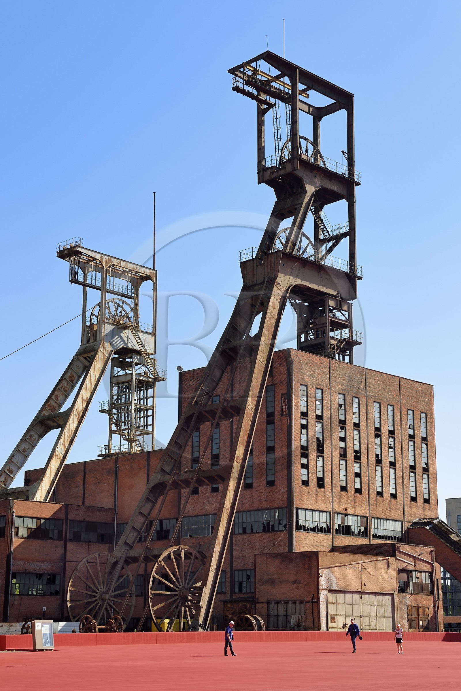 France, Moselle (57), Petite-Rosselle, le musée du carreau Wendel, chevalements du puits Wendel 1 et 2 sur le carreau